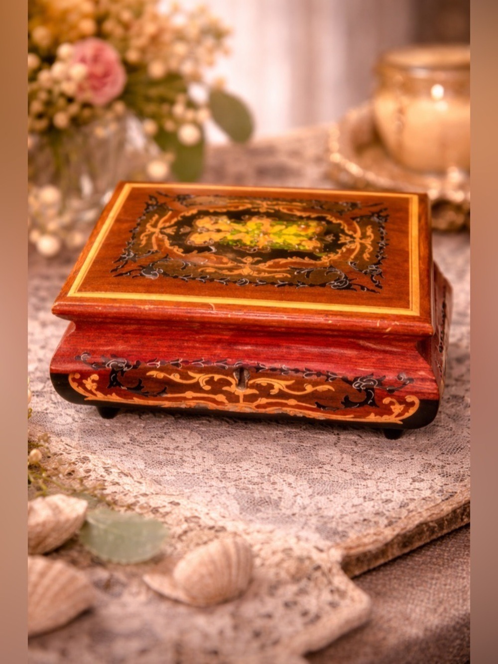 MADE IN ITALY Vintage Intricate Wooden Jewelry Music Box Isle of Capri Tune